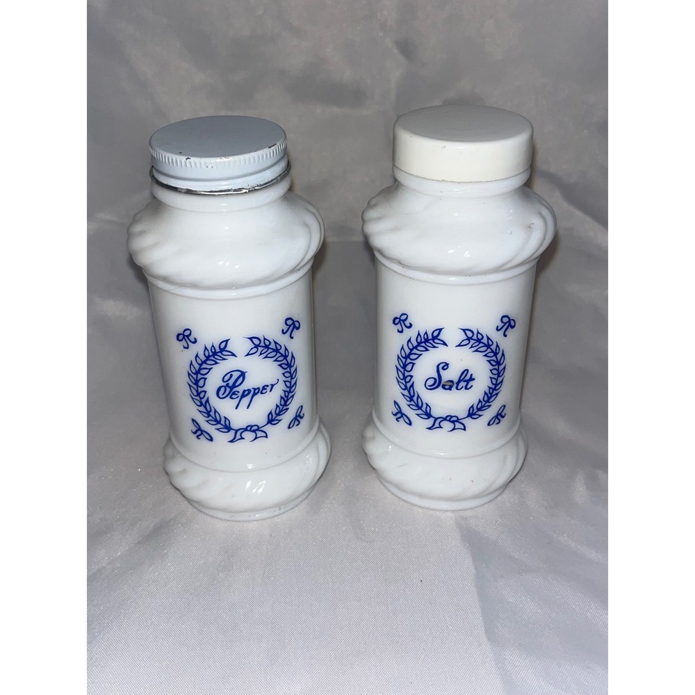 Vintage Milk Glass Salt and Pepper Shakers Set White Blue Wreath Farmhouse Retro